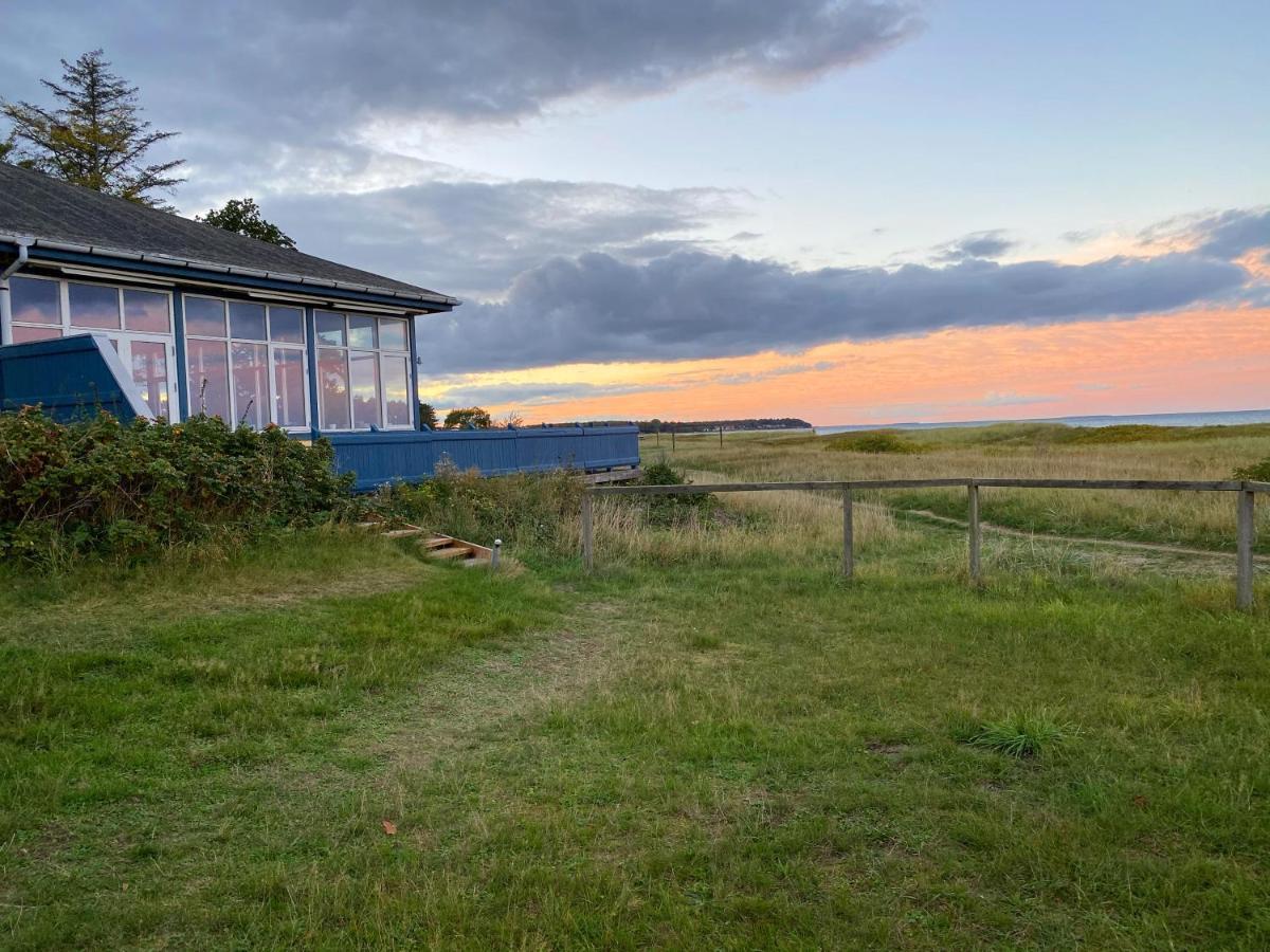 Skaerven Beachfront Apartments And Cottage ニュボー エクステリア 写真