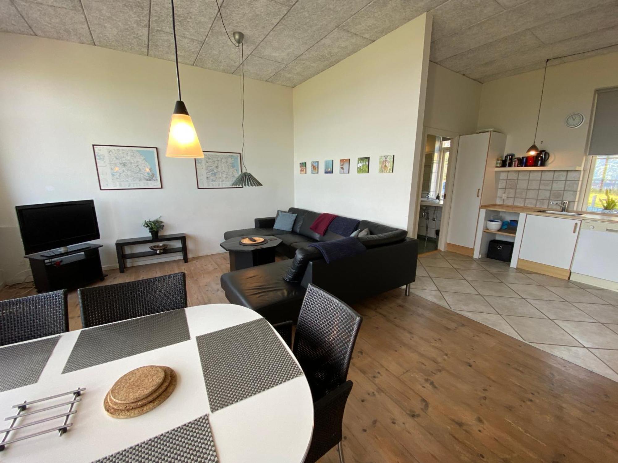 Skaerven Beachfront Apartments And Cottage ニュボー エクステリア 写真