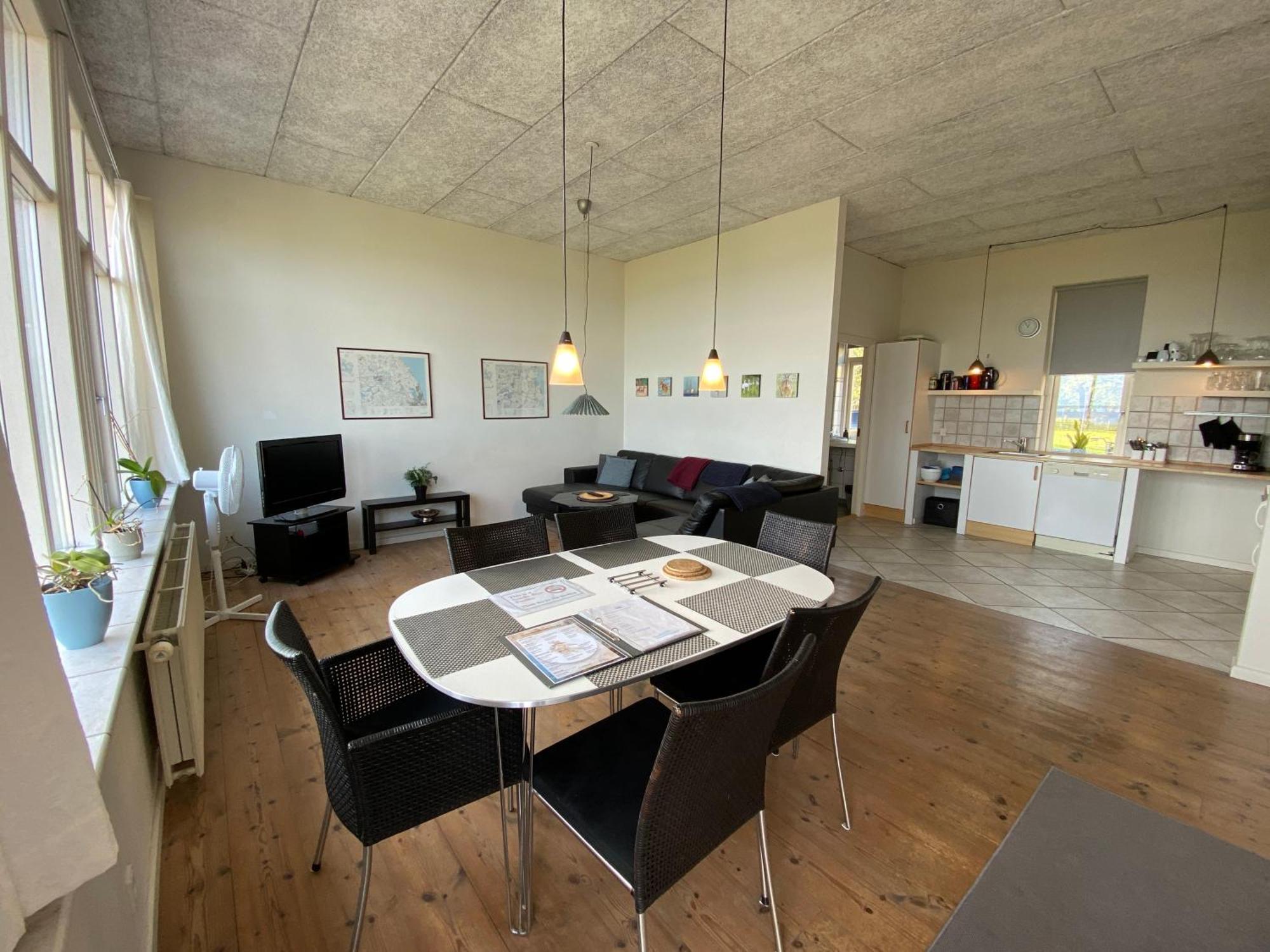 Skaerven Beachfront Apartments And Cottage ニュボー エクステリア 写真