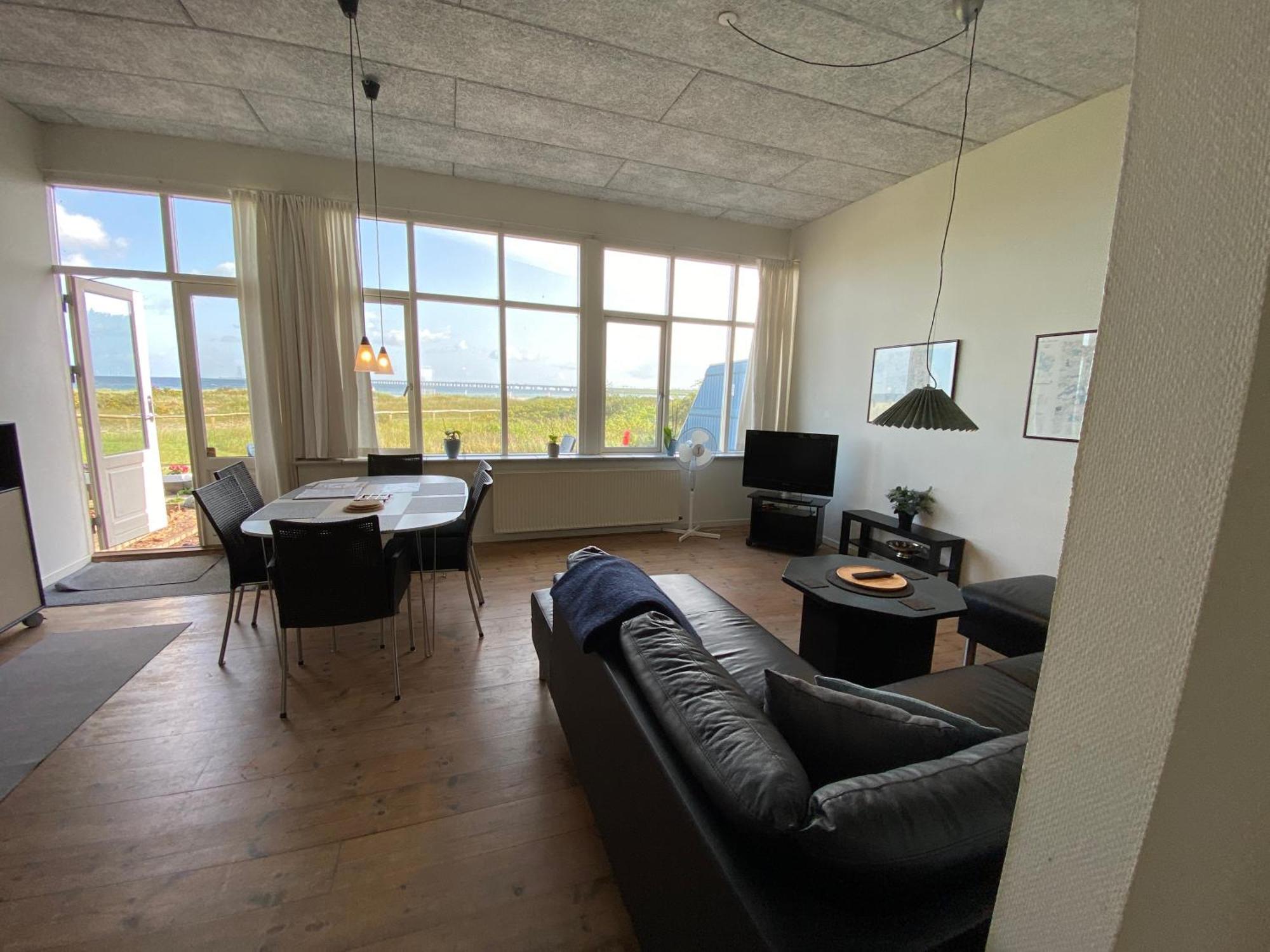 Skaerven Beachfront Apartments And Cottage ニュボー エクステリア 写真